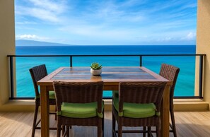 Outdoor dining - KBM Resorts | 3 Free Cars | Mahana | Upgraded and Remodeled! | 3 Units, 6 Bedrooms | MAH ML-3884 (Lahaina)