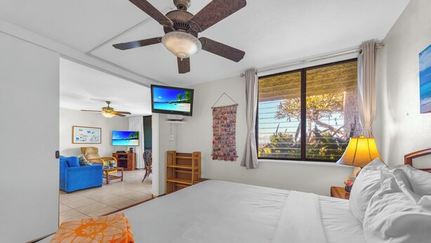 Unclassified image, 1 of 1, button - Napili Point | Oceanfront 3 BR, Sleeps 12 | Car Incl. w/ 6+ Nights | NAP ML-3924 by KBM (Lahaina)