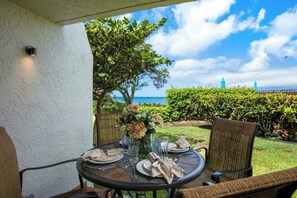 Outdoor dining - KBM Resorts | 2 Free Cars | Napili Point | Water Front | 2 Units, 1 Bedrooms | NAP ML-3935 (Lahaina)