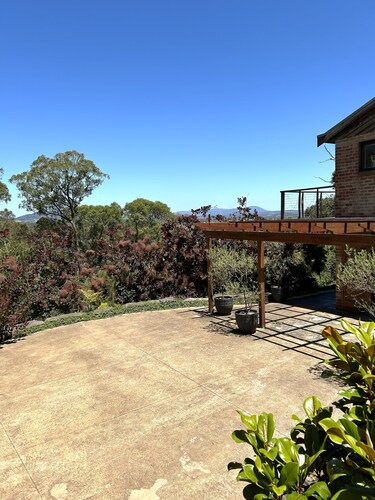 Panoramic Healesville Retreat in the heart of the Yarra Vallley Wine Region