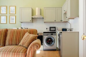 Interior - Stunning 1 Bedroom Flat in Central Bath (Bath)
