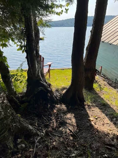 Cozy Adirondack Camp for Two with Nearby Waterfront Access