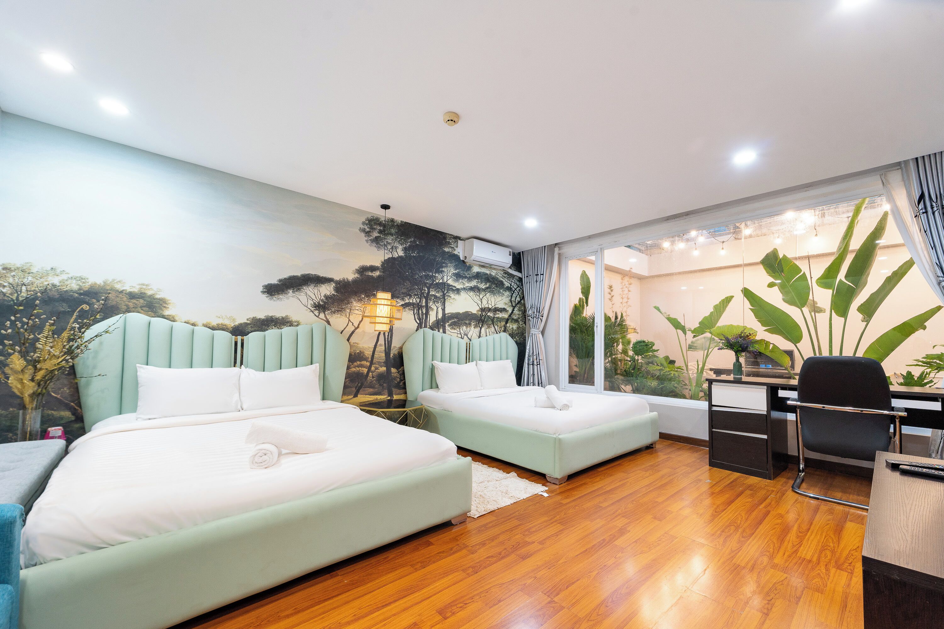 Superior Penthouse, City View