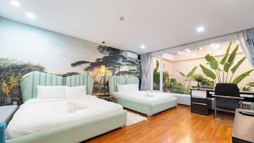 Superior Penthouse, City View