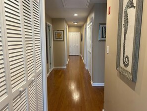 Interior - Spacious 5BR Ocean City Retreat – Sleeps 12, Deck, Garage & Beach Gear. Perfect for Families (Ocean City)