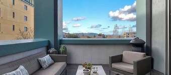 Lovely 4-bedroom/3 full bathroom condo with AC in enjoyable Santana Row