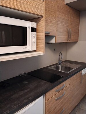 Private kitchen - Le Jardin d'Eden 132 - Suite Junior Supérieure - 2 people (AGDE)
