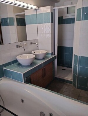 Bathroom - Le Jardin d'Eden 132 - Suite Junior Supérieure - 2 people (AGDE)