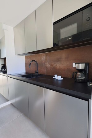 Private kitchen - Le Jardin d'Eden 210 - Suite Junior Luxe - 2 people (AGDE)