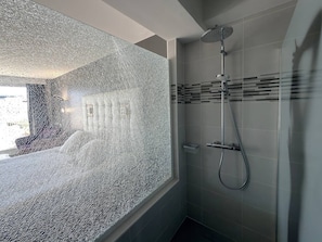 Free WiFi - Le Jardin d'Eden JE135 - Suite Junior Luxe with garage - 2 people (AGDE)