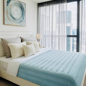 Apartment, City View - SkyHigh Exec Suite with City Views (Melbourne)