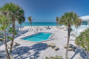 Pool - BG Beach Clun 3E | 3 Beds | 2 Baths | Community Pool | Sleeps 6 (Boca Grande)