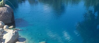 Perfect 1bedroom offgrid  cabin on 10private acres in a peaceful country setting