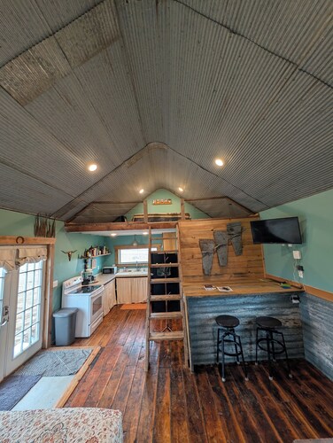 Horsemen's Hideout Cabin in Clark