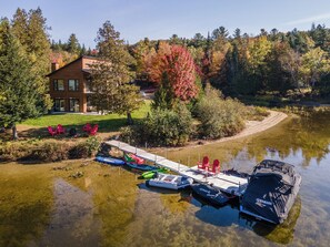 Exterior - Nou Tremblant Chalet, Lac Labelle, and Private Beach (Labelle)