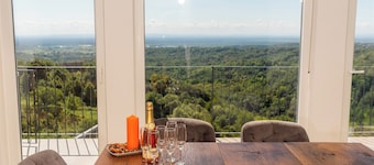 Villa in nature with jacuzzi, sauna, pool, barbecue, and entertainment amenities