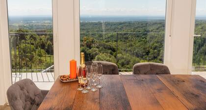 Villa in nature with jacuzzi, sauna, pool, barbecue, and entertainment amenities