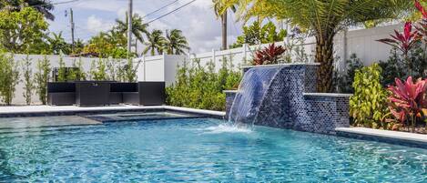 Outdoor pool, a heated pool