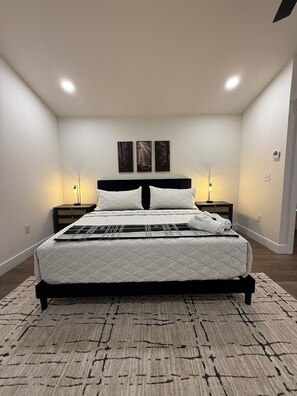 2 bedrooms, iron/ironing board, free WiFi, bed sheets
