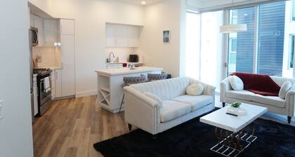 Rare Find: Expansive Luxury 3-Bedroom Haven in the Middle of Downtown San Diego