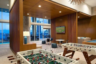 Rare Find: Expansive Luxury 3-Bedroom Haven in the Middle of Downtown San Diego