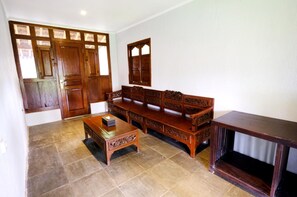 Interior - The Nalaya Hotel & Resto (Borobudur)