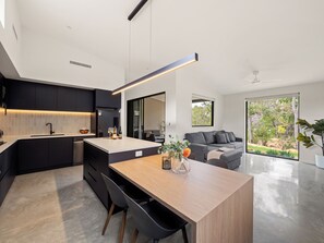 Interior - Black Cockatoo Retreat (Quindalup)