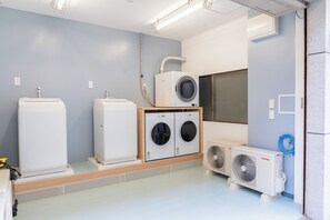 Interior - Lrge New Luxury Home 1 Minute walk to Station 6 Min Ride to Namba Great for USJ (Osaka)