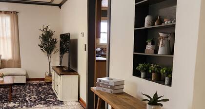 Upstate Oasis: Moody Chic Interior & Summer Pool Fun