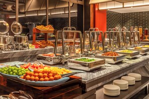Petit déjeuner buffet compris tous les jours
