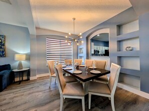 Dining - Private Villa at Solana - Heated Spa (Davenport)