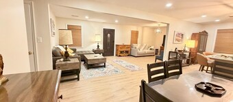 Furnished Cozy 3-bedroom bungalow in charming Watkinsville with AC and gym