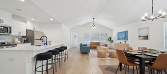 Spacious Modern 4BR w/ Fire Pit + Games • Midtown Walkable to TU