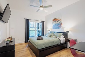 8 bedrooms, in-room safe, desk, iron/ironing board