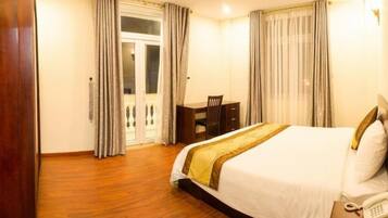 Individually decorated, individually furnished, soundproofing, free WiFi