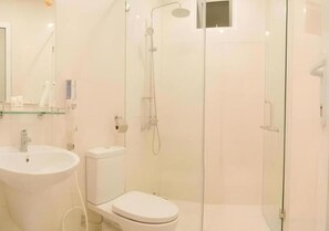 Bathroom - Greengarden hotel (ngu hanh son)
