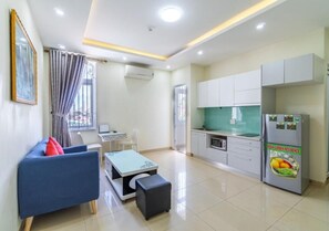 Junior Apartment, Balcony, City View | Living area - Greengarden hotel (ngu hanh son)