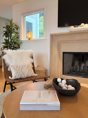 Interior - 5 Bedroom Luxury Retreat with Amazing Golden Gate Bridge/Bay Views in EveryRoom (Tiburon)
