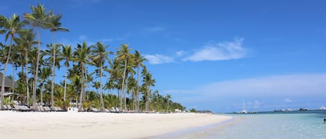 Apartment, 2 Bedrooms, Accessible | Beach