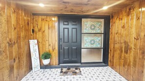 Interior - George’s House - Cozy Space Coast Home (Titusville)