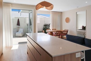 Interior - Pool House on The Avenue, Central Ocean Grove, Brand New, Heated Pool, Aircon, Luxury, Sleeping 8 (Ocean Grove)