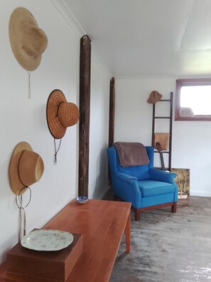 Interior - Frogmouth Farm is your 'rural, remote' pet-friendly escape to solitude! (Elands)