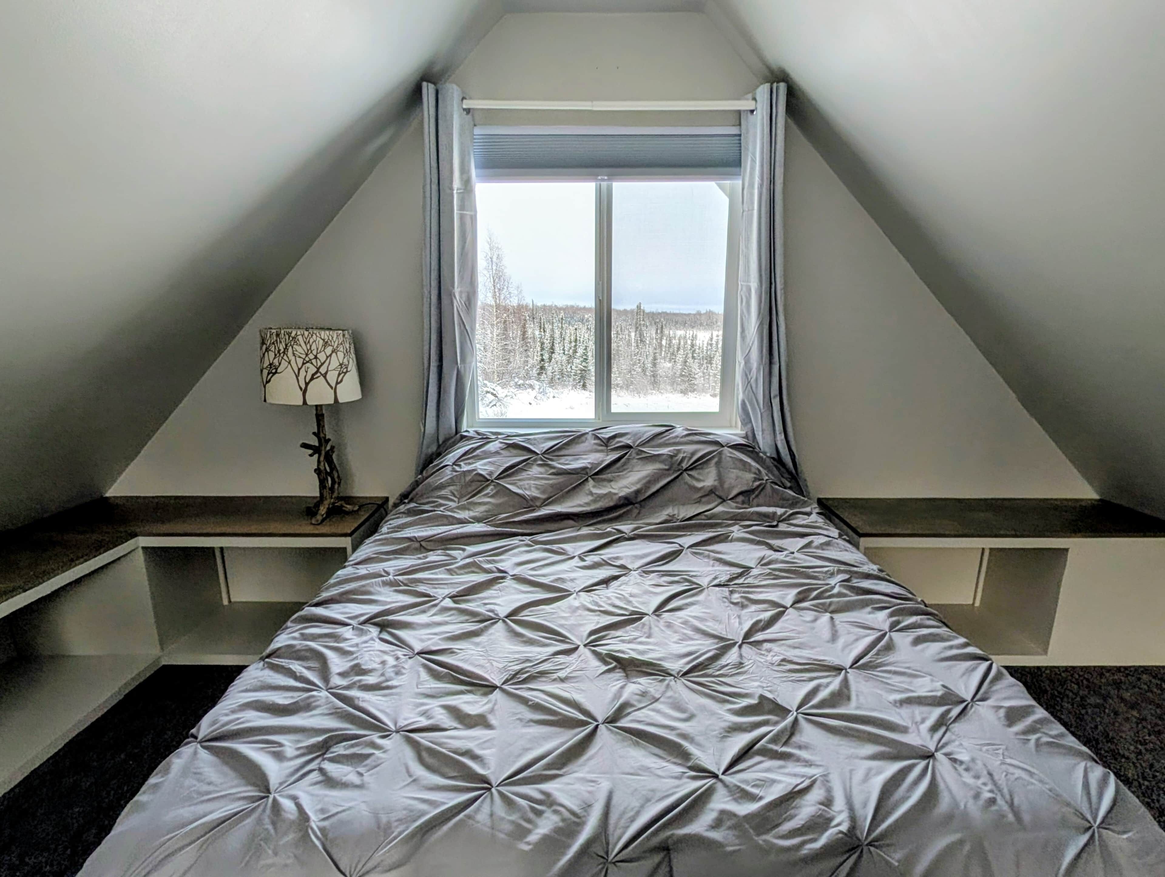 1 bedroom, travel cot, free WiFi, bed sheets