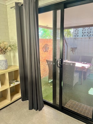 Interior - Easy Stays on Askew (Geraldton)