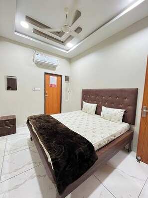 Kamar Double