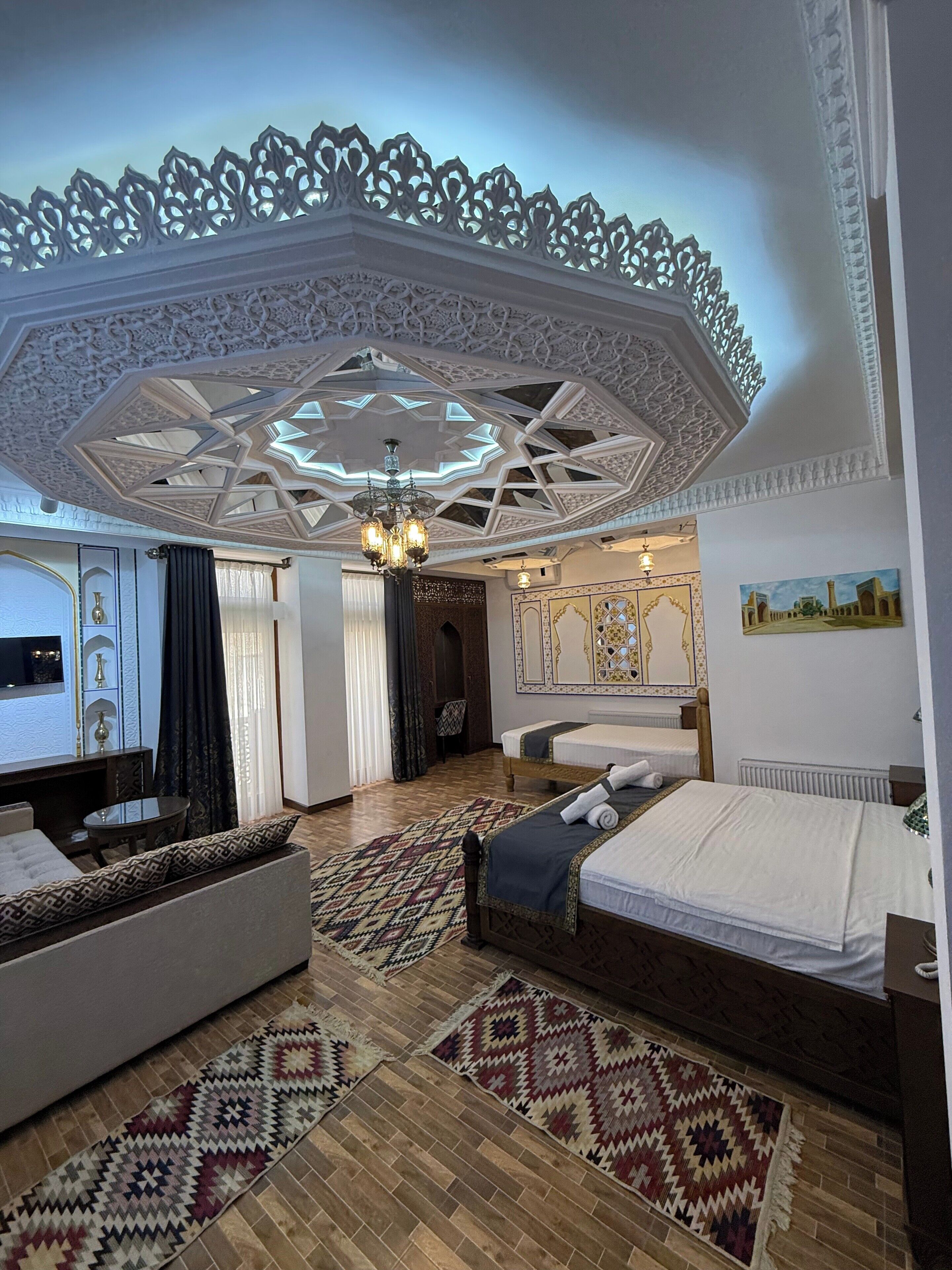 Superior Suite, Balcony, City View