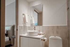 Hair dryer, towels - Casa Monroy en Roma Norte - LowF (Ciudad de México)