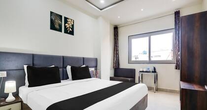 Deluxe Super Collection O MP Nagar