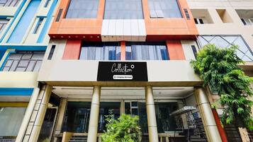 House | Exterior detail