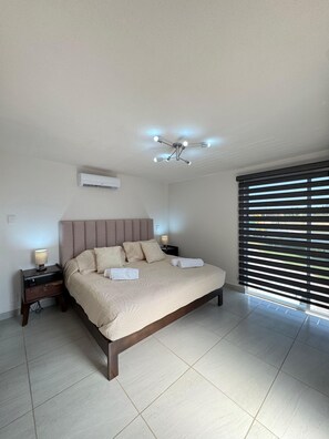 3 bedrooms, iron/ironing board, WiFi, bed sheets - 🌴 "Bellita'SHouse: luxury, comfort and exclusivity for your rest in Acapulco." (Acapulco de Juárez)